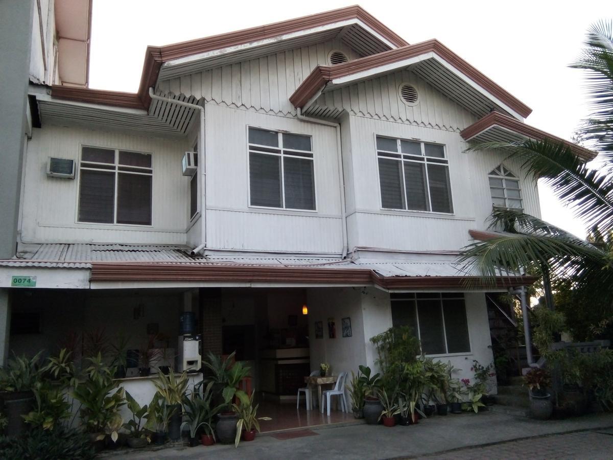 Newport Oak Pension Inn Tagbilaran City Bagian luar foto