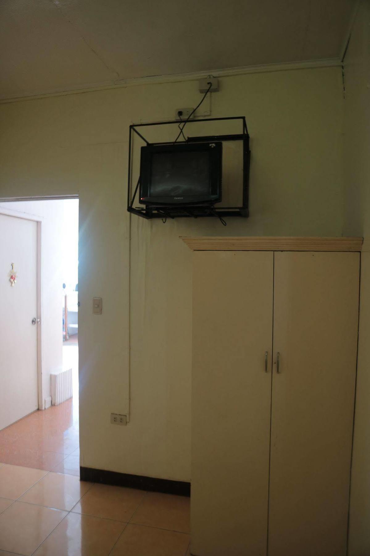 Newport Oak Pension Inn Tagbilaran City Bagian luar foto
