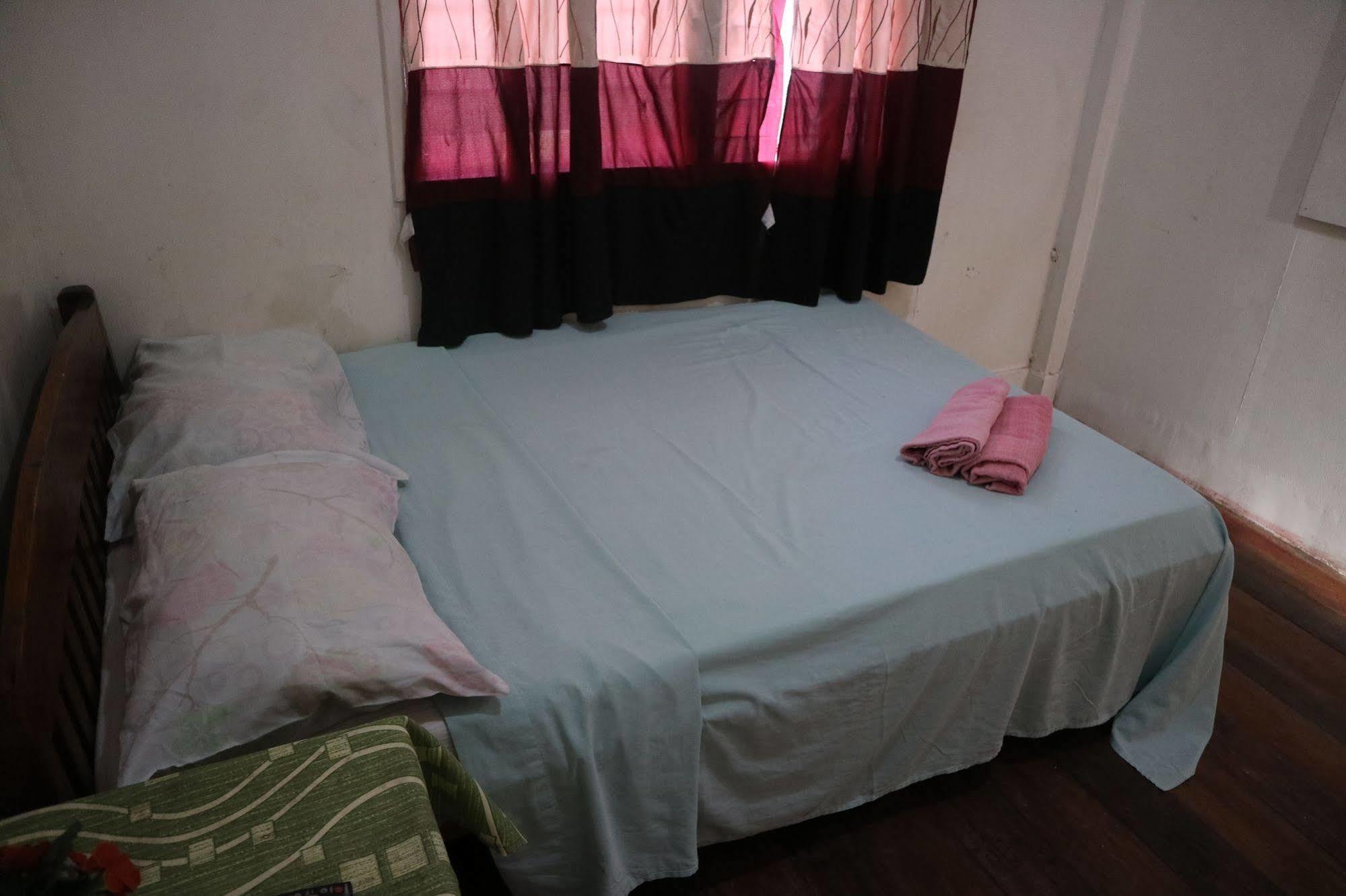 Newport Oak Pension Inn Tagbilaran City Bagian luar foto